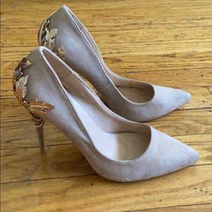 Nude Stilletos With Gold Leaf Detail on Back